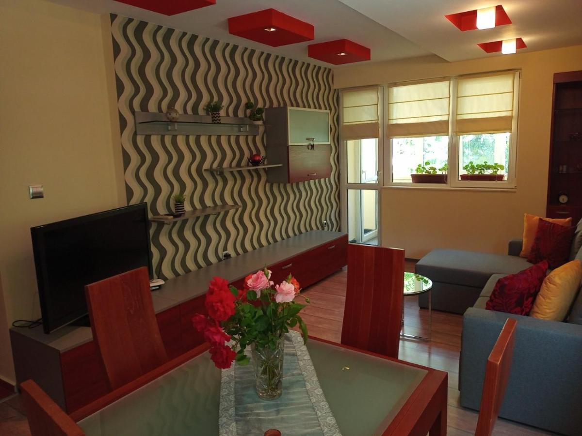 Sunrise Arena Apartment By Hsm Burgas Esterno foto